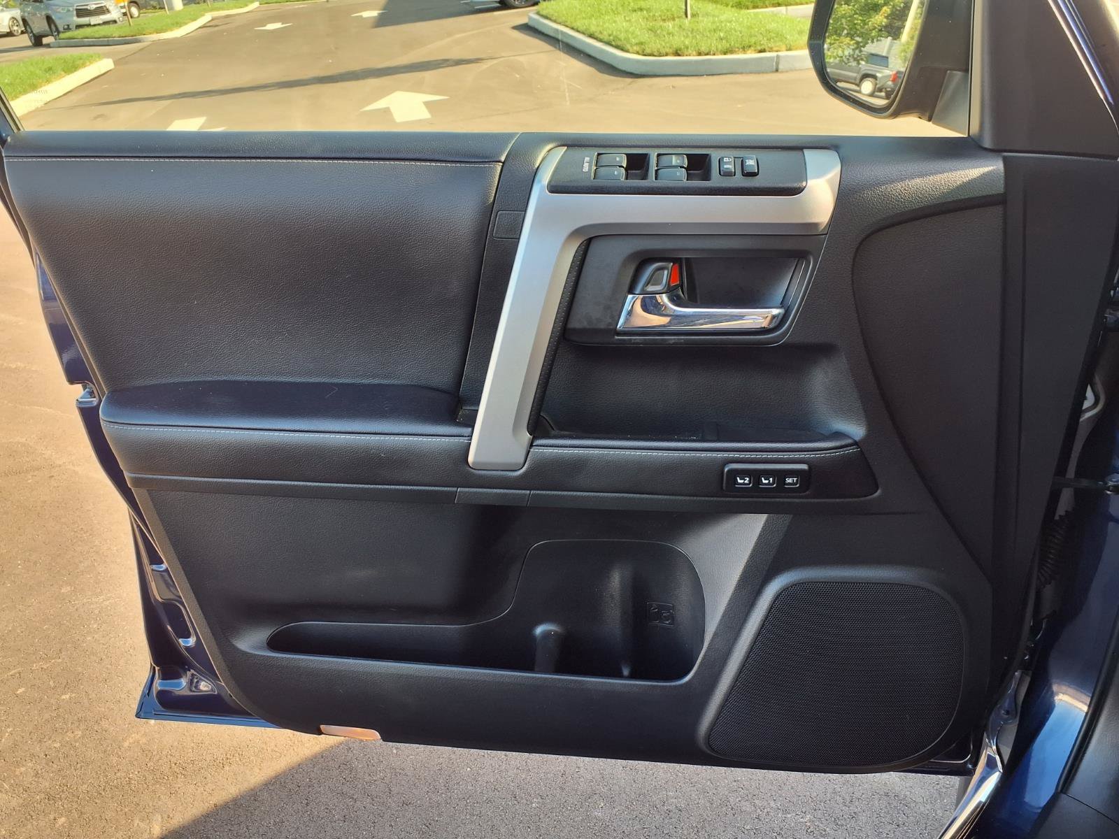 Certified 2023 Toyota 4Runner Limited AWD/4WD image 19