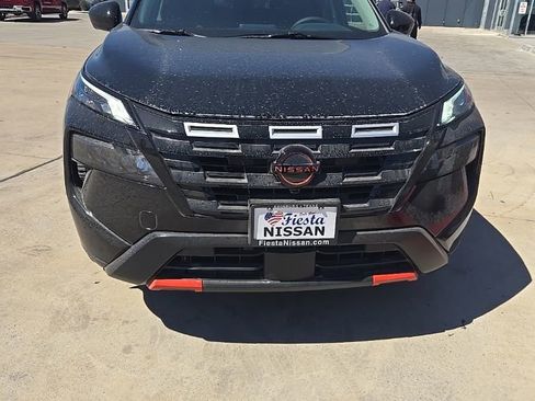 New 2026 Nissan Rogue SV AWD/4WD image 2