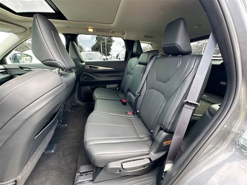 Certified 2026 INFINITI QX60 Pure w/ Cargo Package image 26