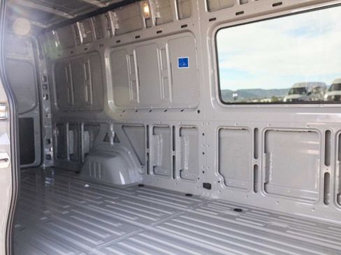 New 2026 Mercedes-Benz Sprinter 2500 image 17