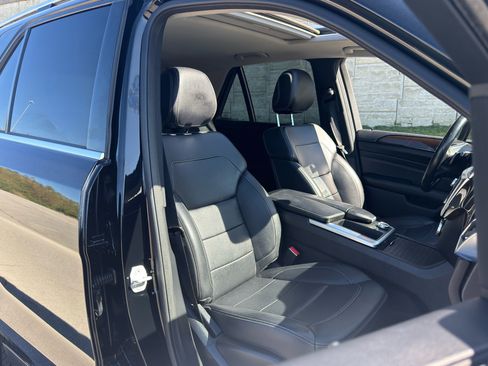 Used 2015 Mercedes-Benz ML 250 BlueTEC 4MATIC image 40