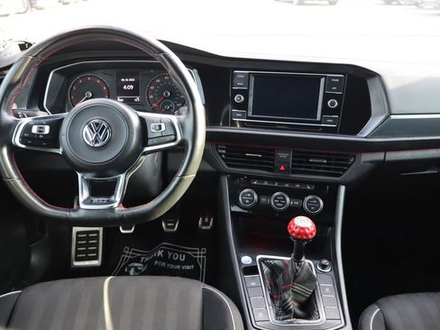 Used 2020 Volkswagen Jetta GLI image 12