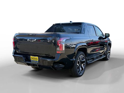 New 2024 Chevrolet Silverado EV RST image 5