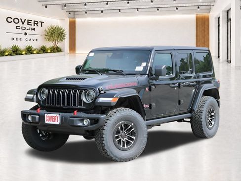 Used 2026 Jeep Wrangler Unlimited Rubicon AWD/4WD image 4
