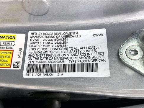Used 2025 Acura TLX SH-AWD w/ A-SPEC Pkg image 33