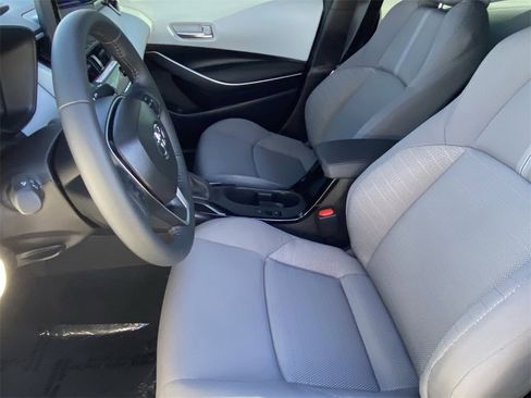 Certified 2025 Toyota Corolla SE image 20
