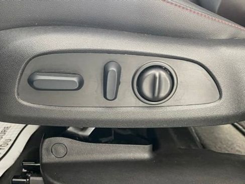 Used 2025 Chevrolet Blazer RS image 34