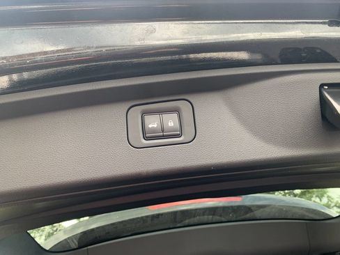 Used 2026 Nissan Armada Platinum RWD image 10