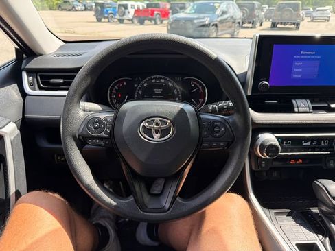 Certified 2023 Toyota RAV4 XLE AWD/4WD image 32