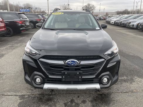 Used 2023 Subaru Outback Limited image 19