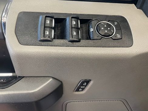 Used 2018 Ford F150 XLT w/ XTR Package image 9