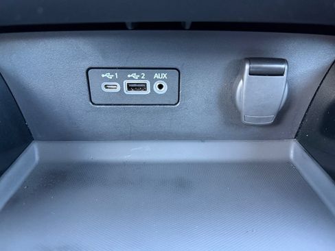 Used 2023 Nissan Altima 2.5 SR FWD image 29