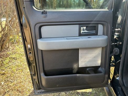 Used 2012 Ford F150 XLT w/ XTR Pkg image 8