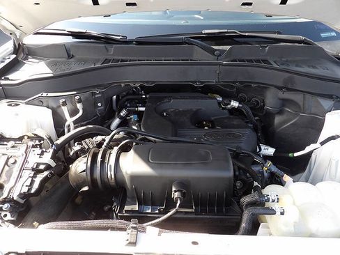 Used 2020 Ford Explorer 2WD w/ Class III Trailer Tow Package image 28