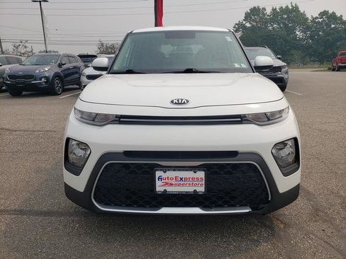 Used 2020 Kia Soul LX FWD image 9