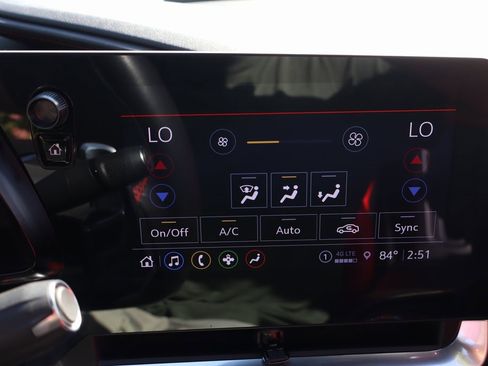 Used 2023 Chevrolet Corvette Stingray Convertible w/ 1LT image 39