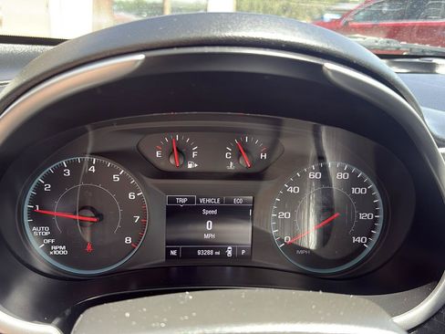 Used 2023 Chevrolet Malibu LT FWD image 19