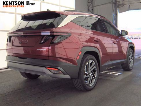 Used 2025 Hyundai Tucson Limited image 2