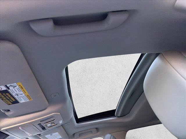 Used 2023 Toyota Highlander XLE FWD image 20