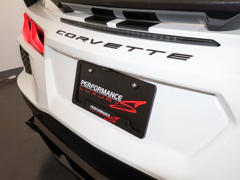 Used 2024 Chevrolet Corvette Stingray Preferred Conv w/ Z51 Performance Package RWD image 47