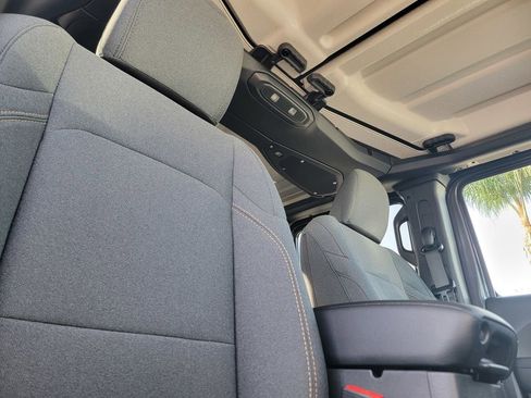 New 2026 Jeep Gladiator Sport image 14