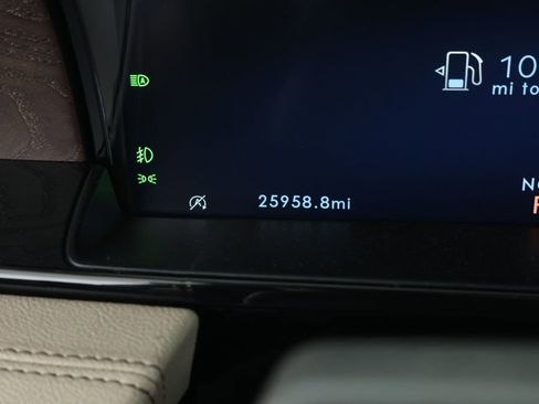 Used 2022 Lincoln Navigator Reserve w/ Equipment Group 201A image 13