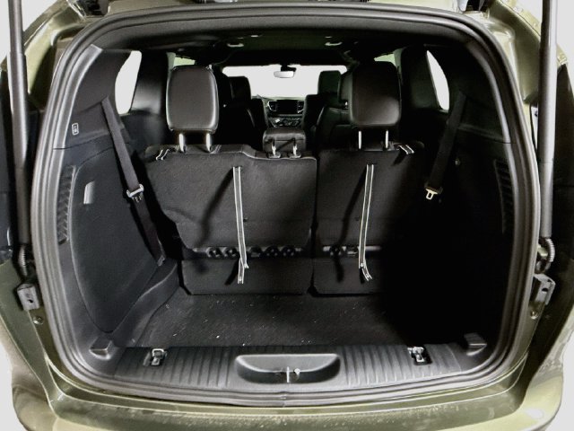 New 2027 Chrysler Pacifica Select AWD/4WD image 26
