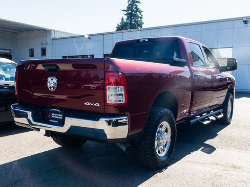 Used 2024 RAM 2500 Tradesman w/ Chrome Appearance Group AWD/4WD image 6