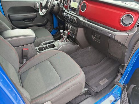 Used 2021 Jeep Wrangler Unlimited Rubicon AWD/4WD image 28