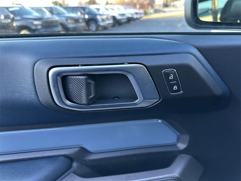 Used 2023 Ford Bronco Outer Banks image 13