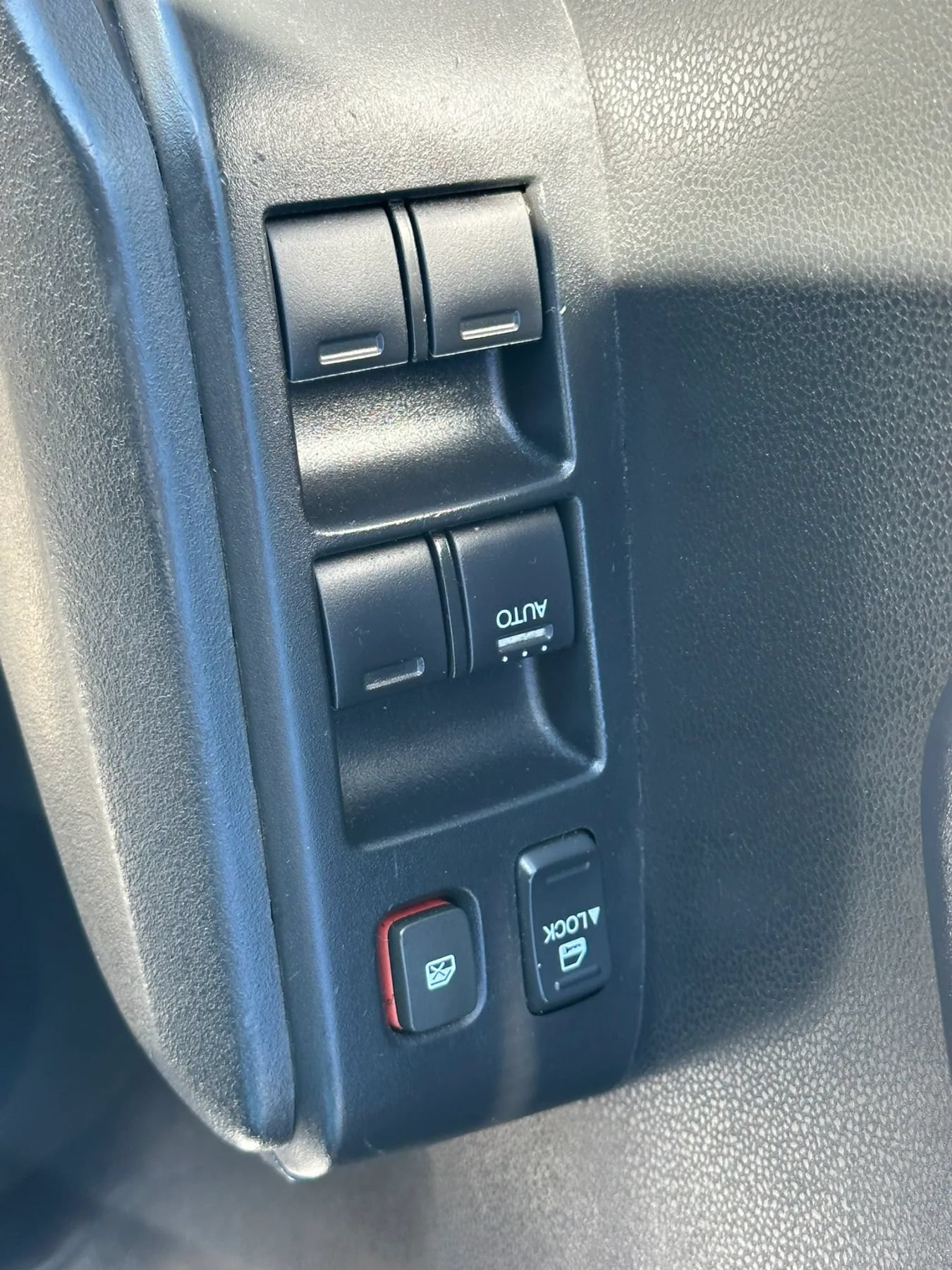 Used 2011 Honda Fit Sport image 19
