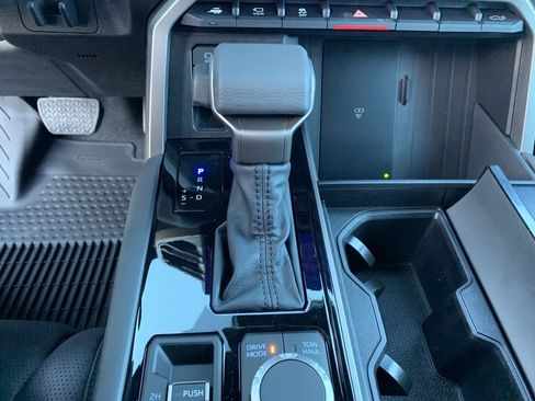 New 2026 Toyota Tundra Platinum image 23