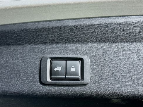 Used 2024 Mitsubishi Outlander SE image 30