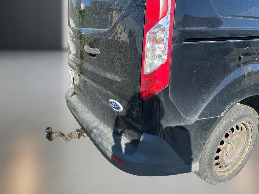 Used 2016 Ford Transit Connect XLT FWD image 11