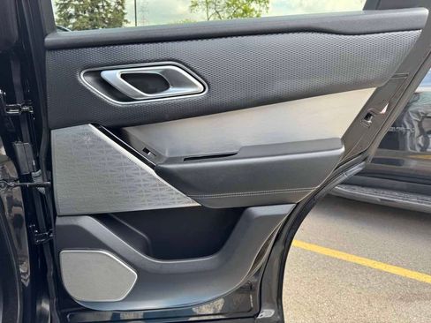 Used 2019 Land Rover Range Rover Velar R-Dynamic SE AWD/4WD image 40