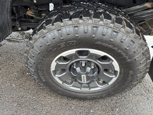 Used 2024 Ford F350 Platinum w/ Tremor Off-Road Package AWD/4WD image 7