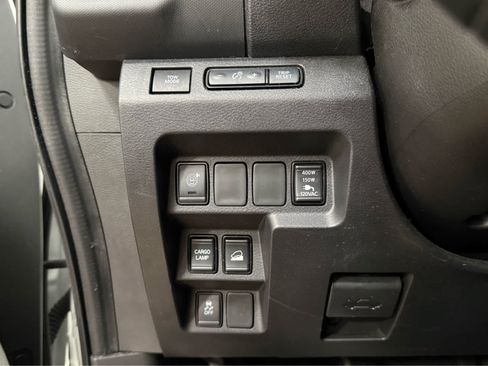 Used 2023 Nissan Frontier SV w/ SV Convenience Package AWD/4WD image 26