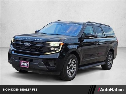 Used 2025 Ford Expedition Max Active AWD/4WD image 1