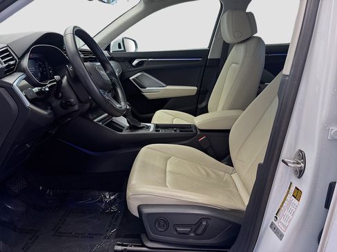 Used 2022 Audi Q3 2.0T Premium Plus image 12
