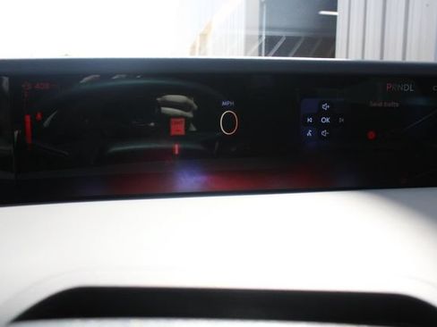 New 2026 Lincoln Nautilus Reserve AWD/4WD image 11
