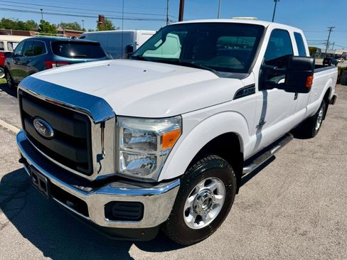 Used 2016 Ford F250 XL w/ XL Appearance Package AWD/4WD image 3