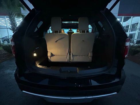 Used 2016 Ford Explorer Limited w/ Equipment Group 301A image 19