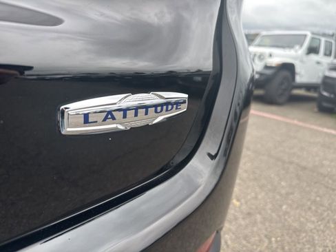 Used 2022 Jeep Compass Latitude w/ Convenience Group image 10