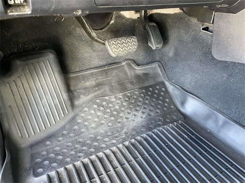 Used 2020 Toyota Tacoma SR5 image 14