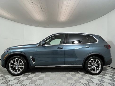Used 2024 BMW X5 xDrive40i w/ Premium Package image 4