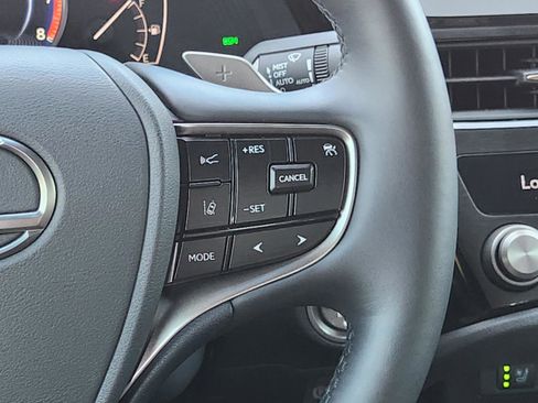 Used 2025 Lexus ES 350 Premium w/ Premium Package image 27