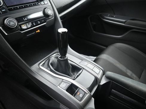 Used 2019 Honda Civic Sport image 14