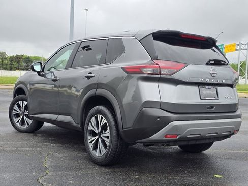 Used 2023 Nissan Rogue SV AWD/4WD image 12