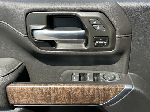 Used 2021 GMC Sierra 3500 Denali AWD/4WD image 19