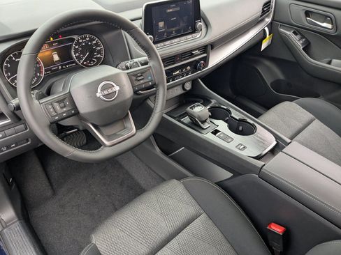 New 2026 Nissan Rogue SV FWD image 11